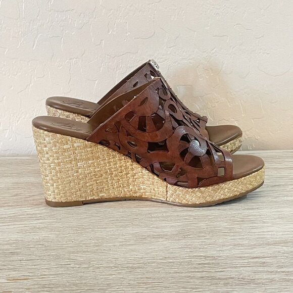 Brighton Sandals 6 Daria Brown Leather Silver Charm Woven Platform Wedge Slide - Picture 5 of 11